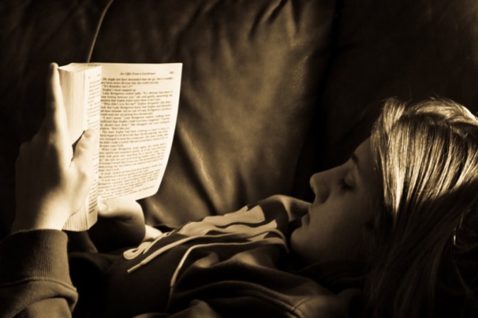 Image: Girl Reading